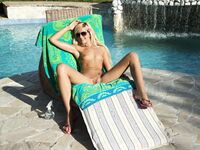 Cayenne Klein és Summer Brooks nyalakodnak