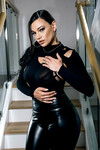 Mona Azar milf s obrovskými prsy