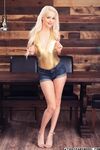 Elsa Jean - Sexy blondýnka teenager