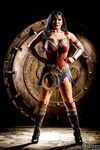Romi Rain a szuperhős megkefélve