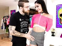 Emily Willis kemény szexe