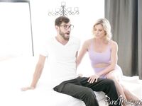 Cory Chase nagy faszt kap a seggébe