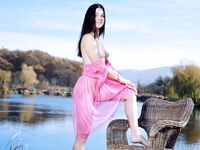 Polly Pure - MetArt