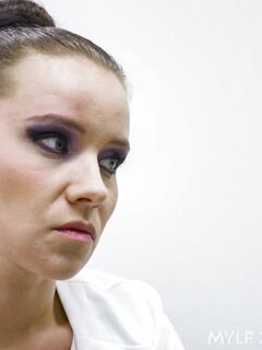 Wendy Moon forró szopása és passzionált hátulról dugás