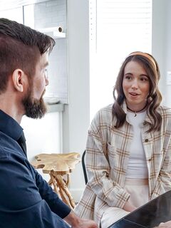 Tini brooke johnson nagy farkat szop a 69-es pozícióban mielőtt megdugják