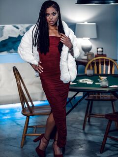 Kira noir és jane wilde vad leszbikus punci nyalás a kanapén