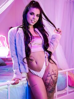 Gina Valentina die Bújaliebhaberin
