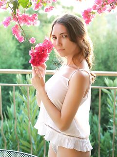 Danniela - MetArt